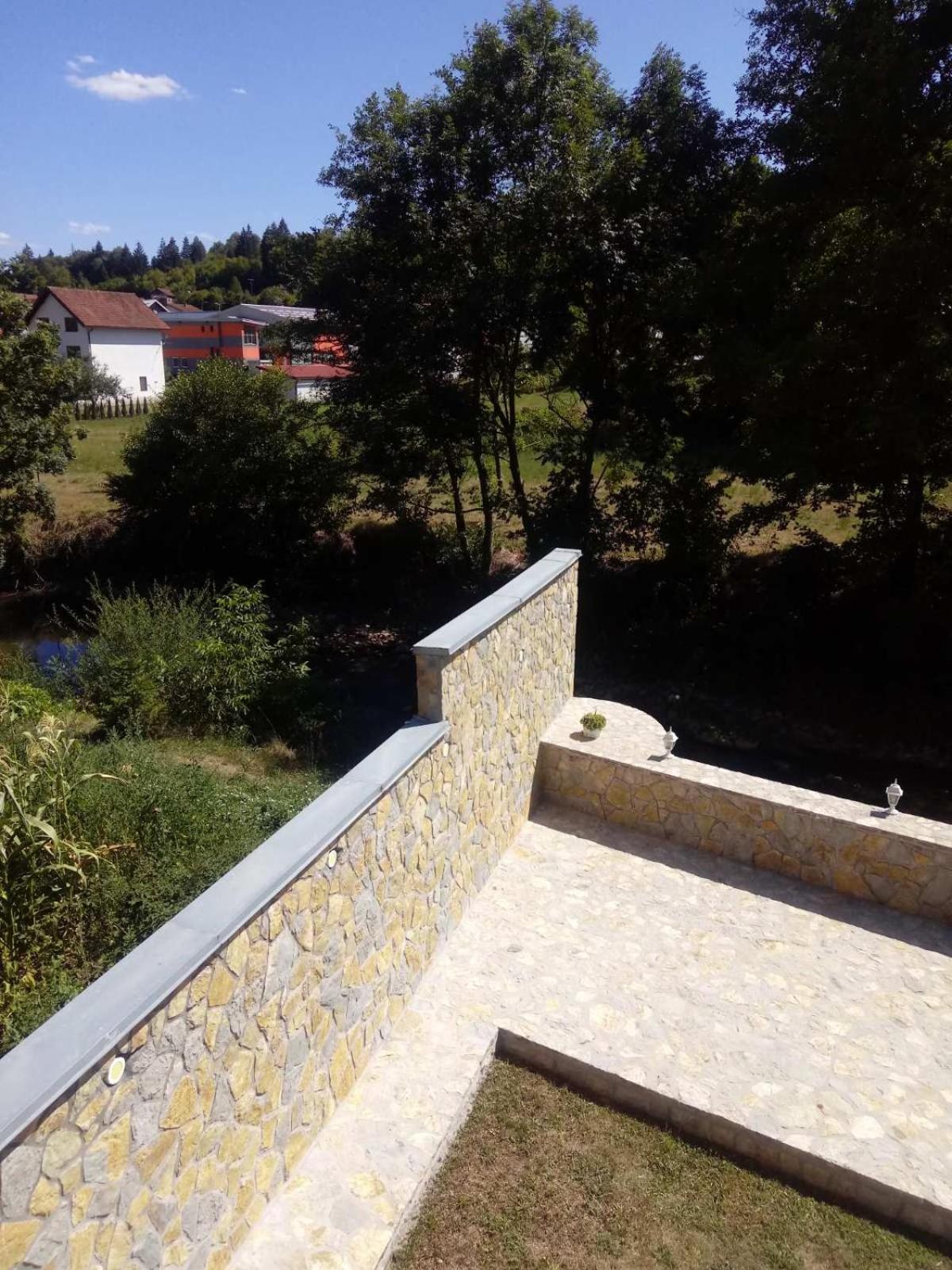 Apartment Porodicna Kuca