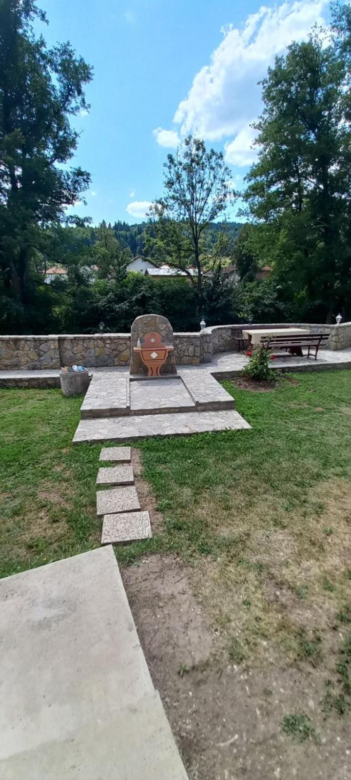 Apartment Porodicna Kuca *